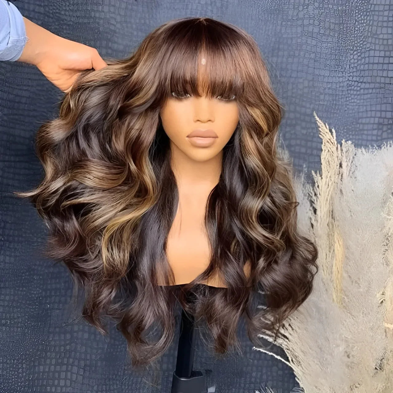 180D Highlight Body Wave Human Hair Wig With Bangs Wear To Go Ombre Blonde Brazilian Body Wavy Human Hair Wigs