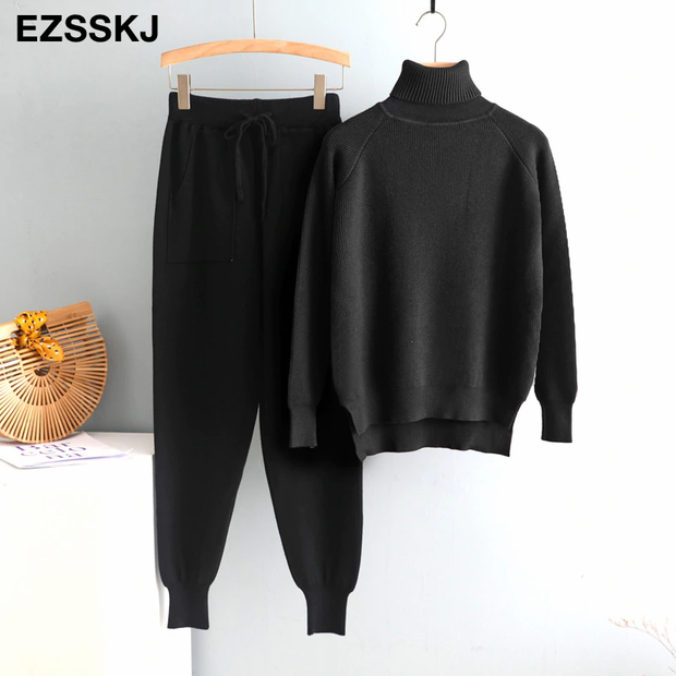 Turtleneck Sweater + Carrot Jogging Pants